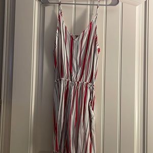 Romper- never been worn. Doesn’t have tag